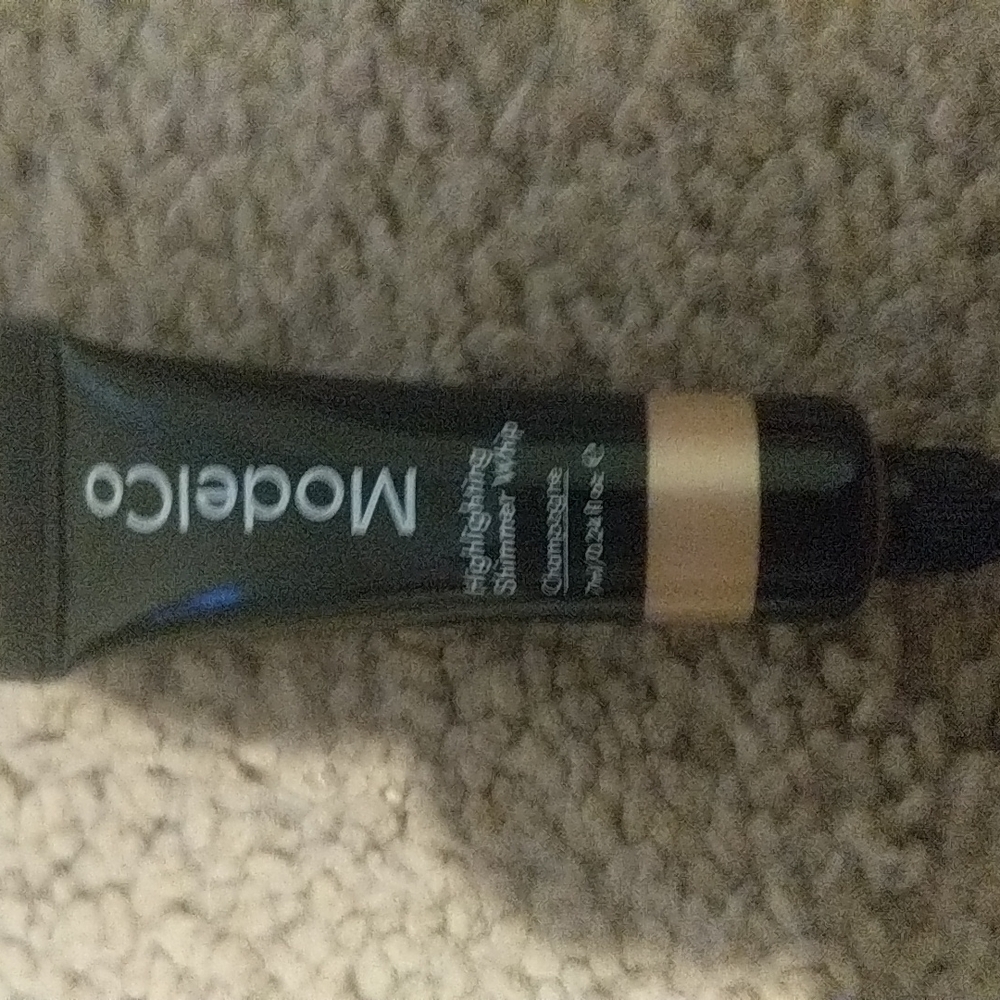Highlighting Shimmer Whip